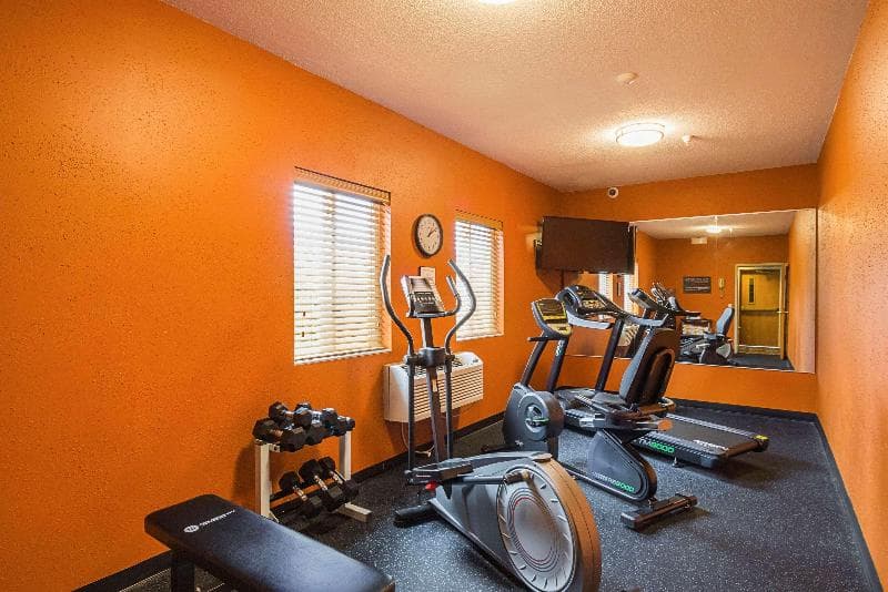 Sleep Inn & Suites 3
