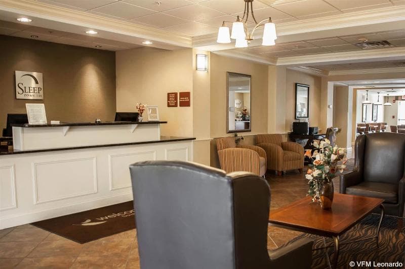 Sleep Inn & Suites 5