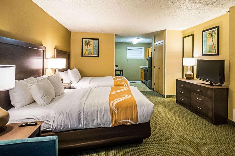 Quality Inn Oceanfront 4