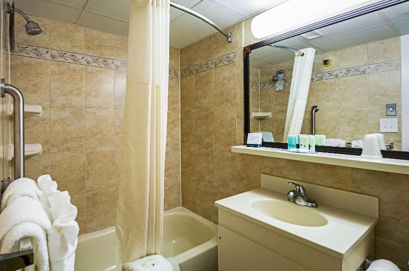 Quality Inn Oceanfront 5