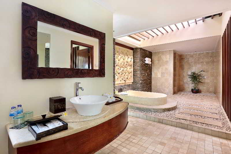 The Club Villas 4