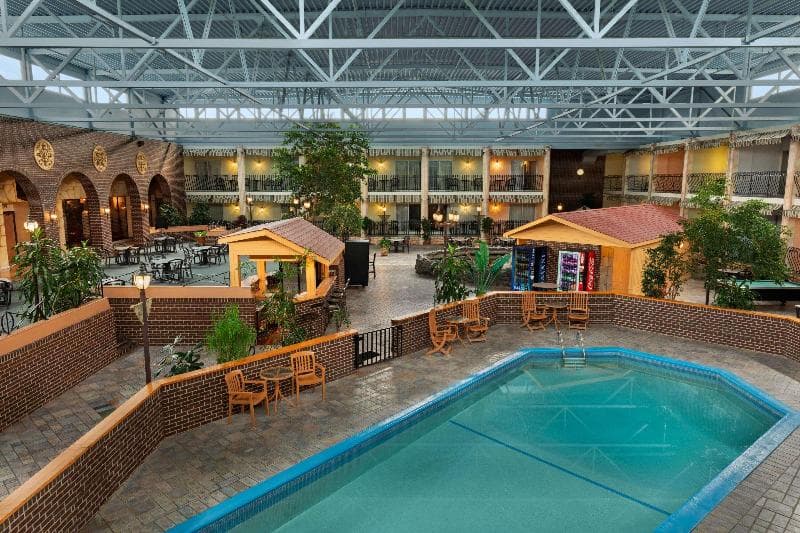 Ramada by Wyndham Fredericton 3