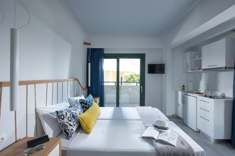 Kristalli Hotel Apartments 5