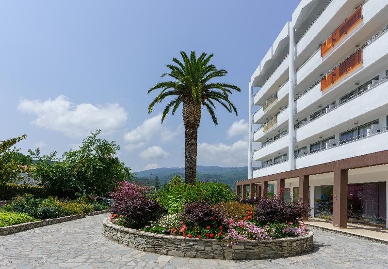 Cronwell Platamon Resort 2