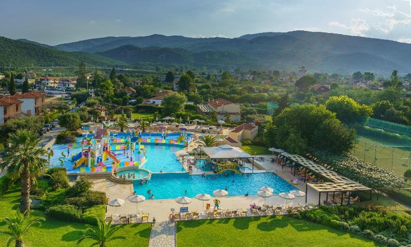 Cronwell Platamon Resort photo 1