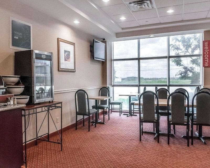 Comfort Inn Mississauga 3