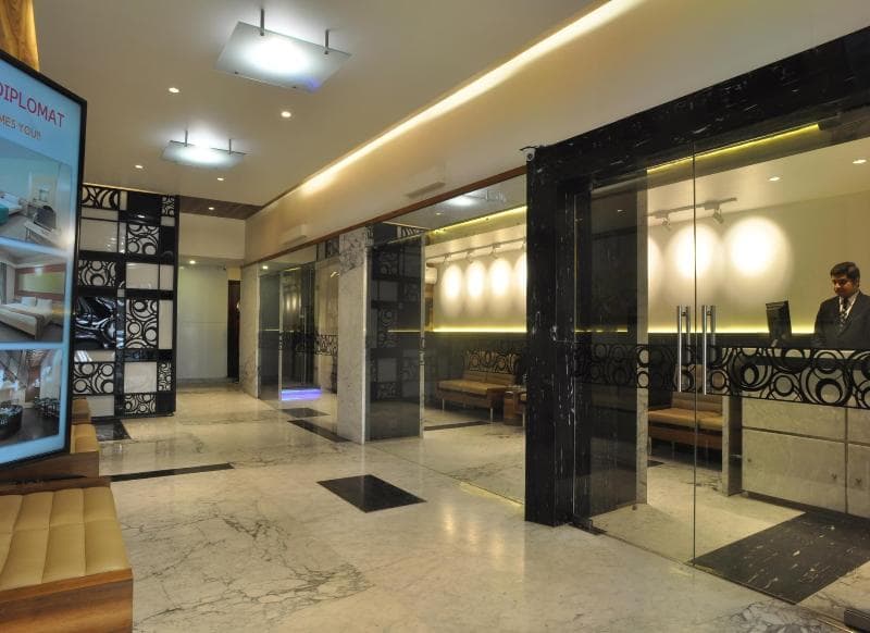 Diplomat Hotel 2