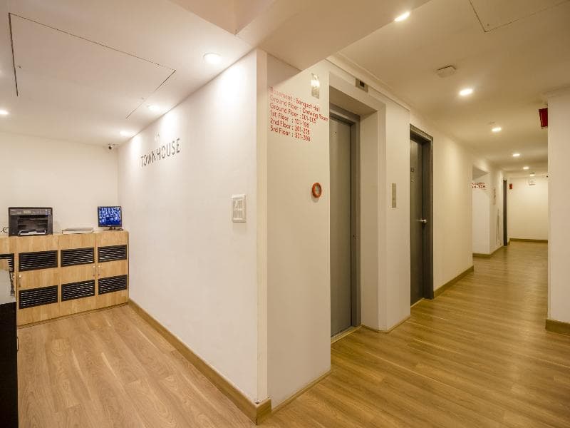 Mohan International 5
