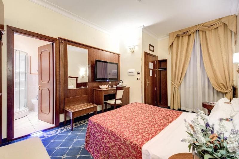 Esedra Inn Rome main