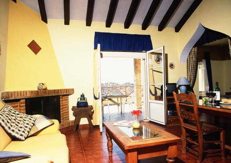 Casas Rurales Los Algarrobales 4