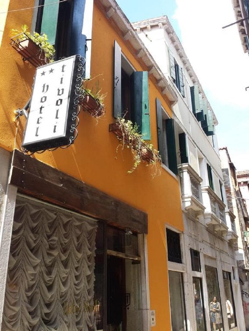 Hotel Tivoli 2