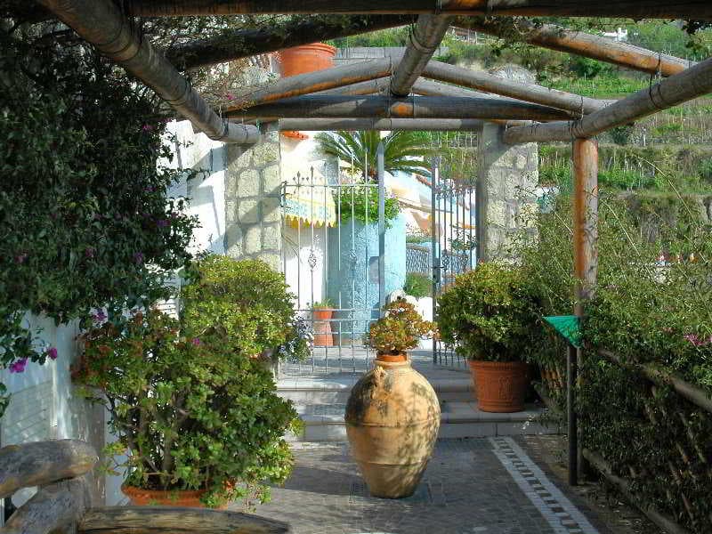 Hotel Residence La Rosa main