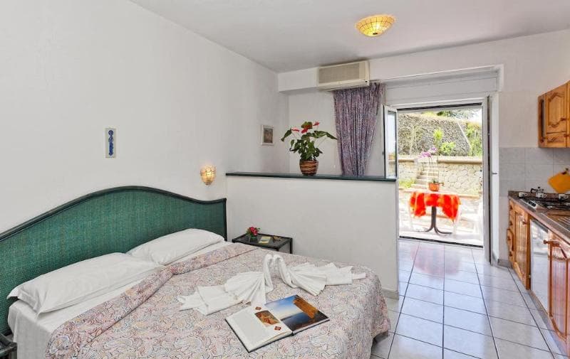 Hotel Residence La Rosa 5