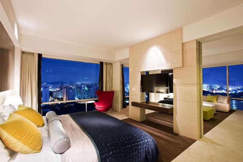Ramada Plaza by Wyndham Suwon 4