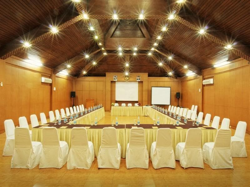 Tirtagangga Hotel 3