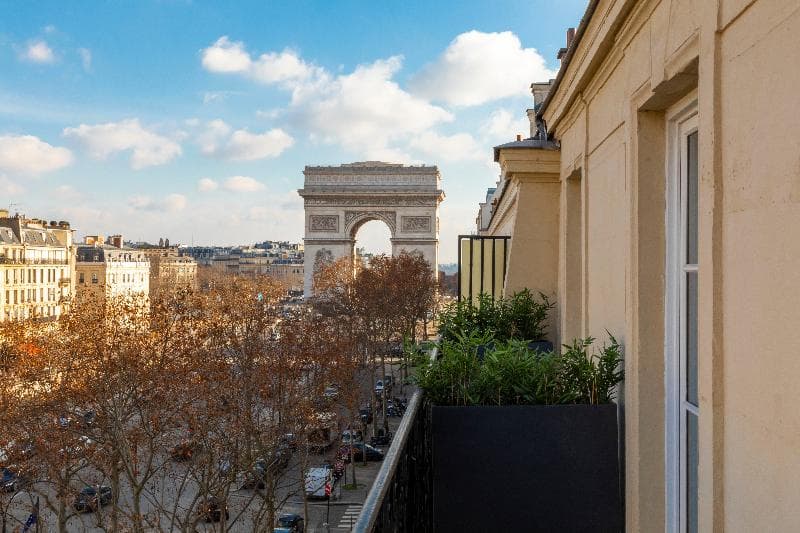 Montfleuri Arc De Triomphe 4