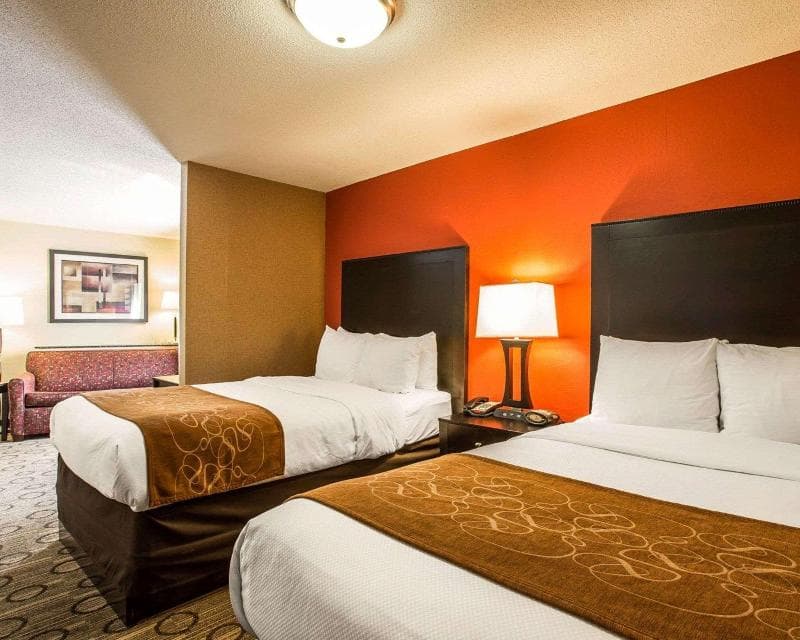 Comfort Suites at WestGate Mall 2
