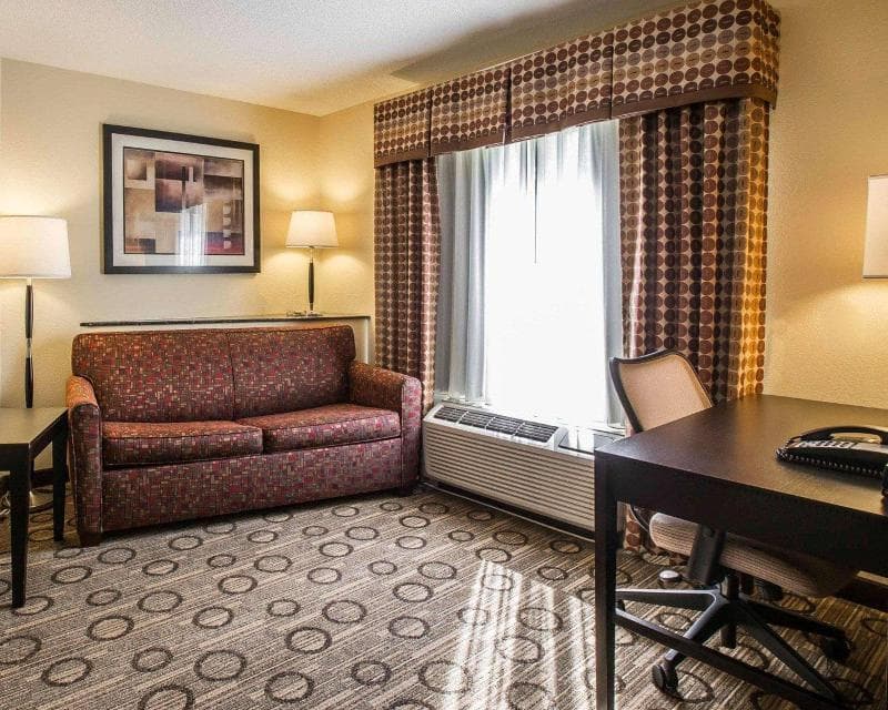 Comfort Suites at WestGate Mall 5