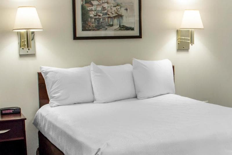 Suburban Extended Stay Greensboro main