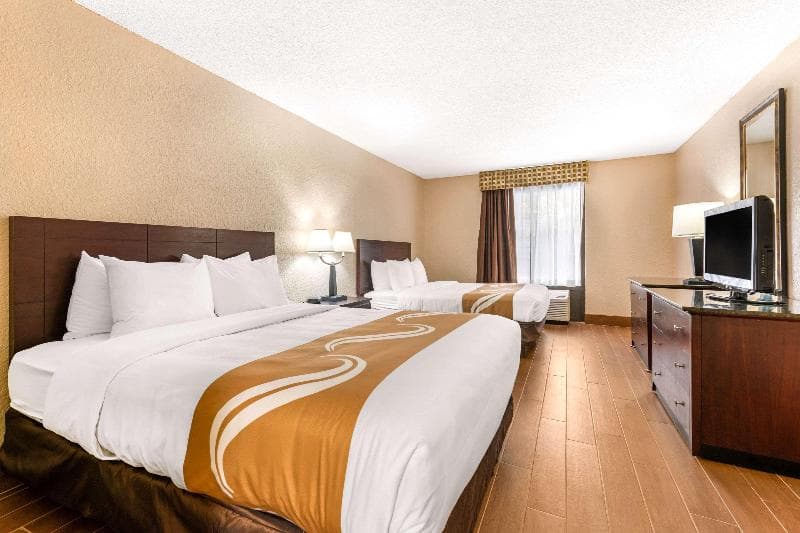 Quality Inn Orlando Airport 4