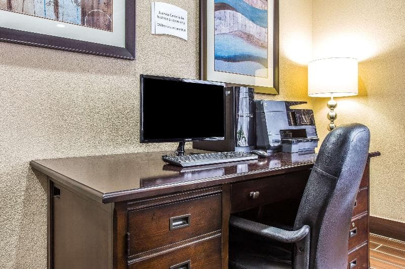 Quality Inn And Suites photo 1
