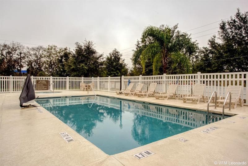 Comfort Suites Ocala 4