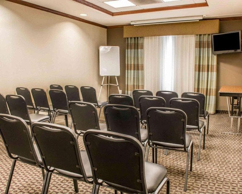 Comfort Suites Huntsville Research Park Area 4