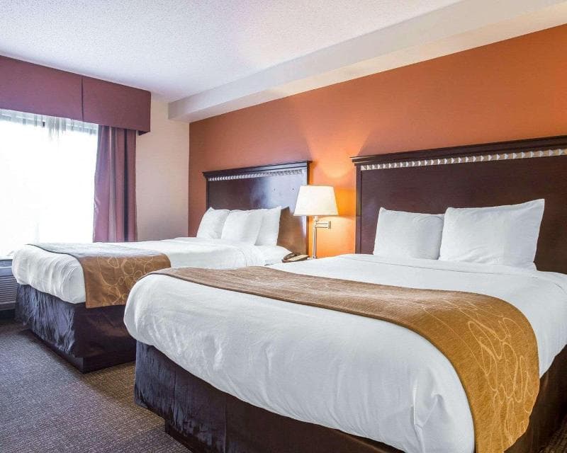 Comfort Suites Atlanta Airport 4