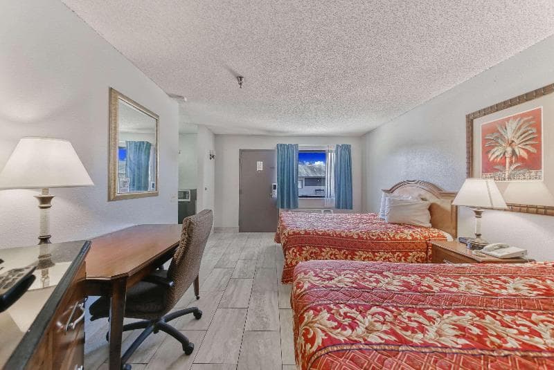 Rodeway Inn & Suites Haines City 3
