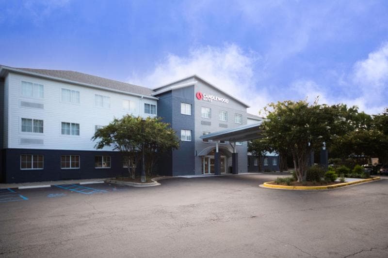 Candlewood Suites Charleston – Mt. Pleasant photo 1