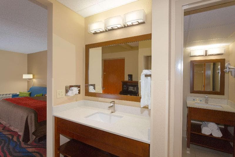 Baymont by Wyndham Bonita Springs Naples North 5