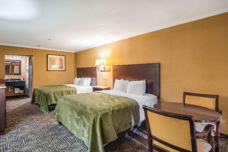 Quality Inn & Suites Ft. Jackson Maingate photo 1