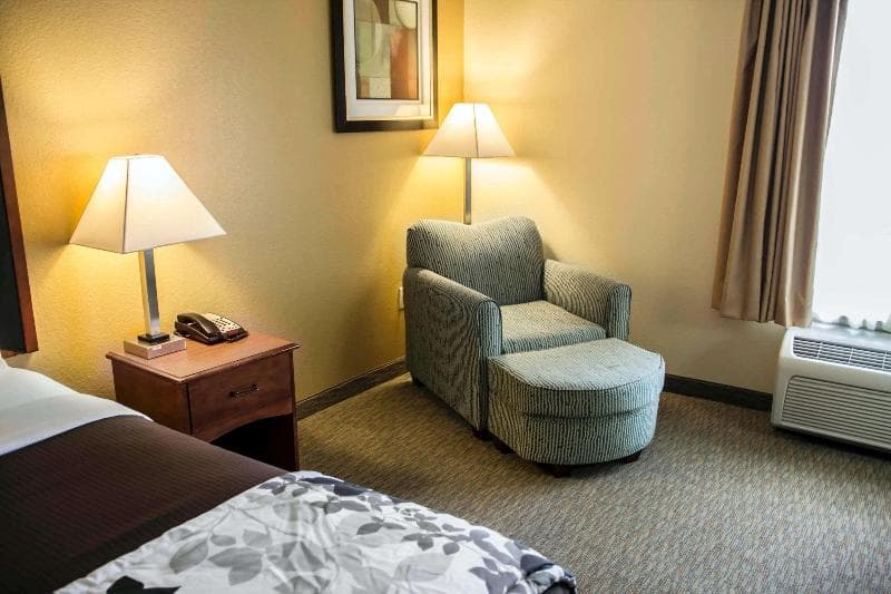 Sleep Inn And Suites Brunswick 5