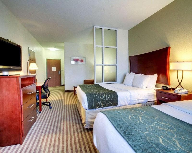 Comfort Suites 3