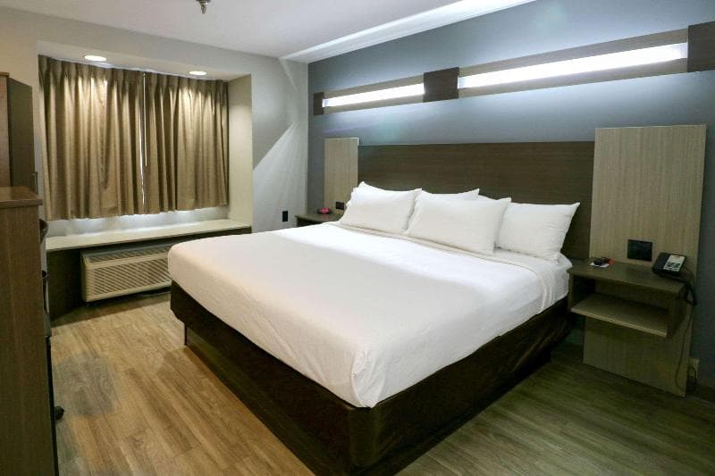 SureStay Plus Hotel by Best Western Sevierville 3