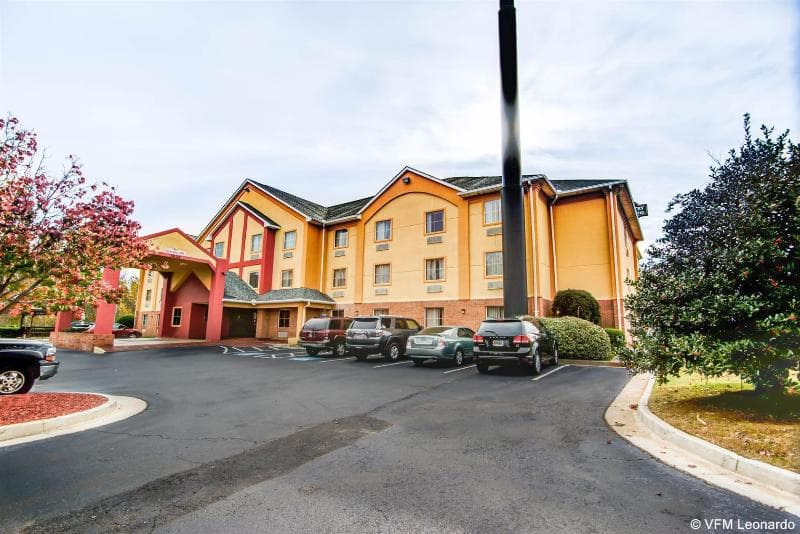 Comfort Inn & Suites Macon North I-75 2