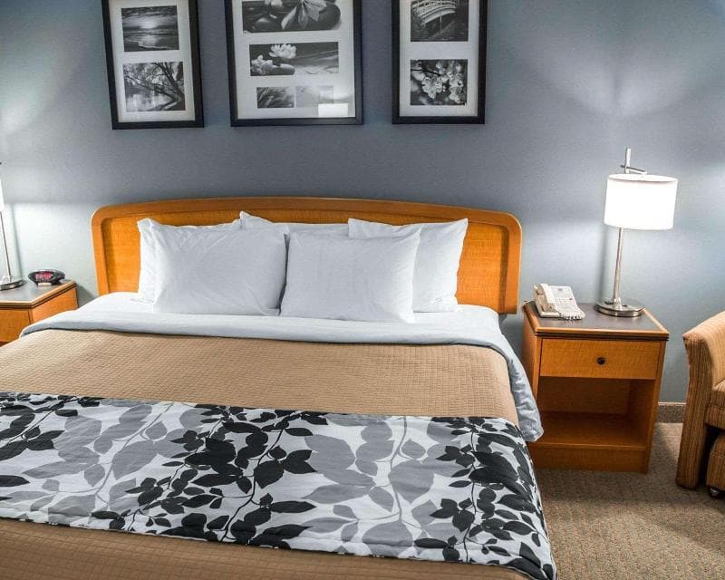 Sleep Inn & Suites Davenport - Quad Cities 2