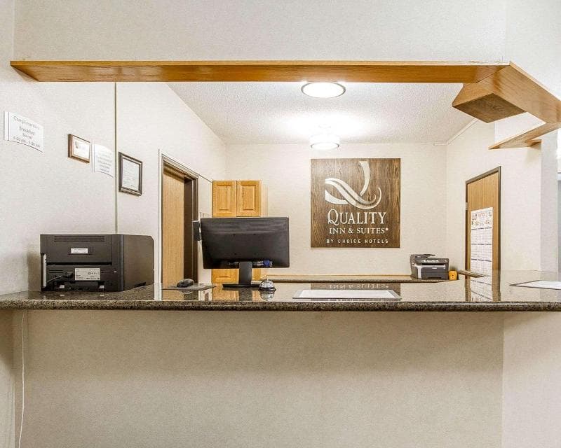 Quality Inn & Suites Eau Claire 4