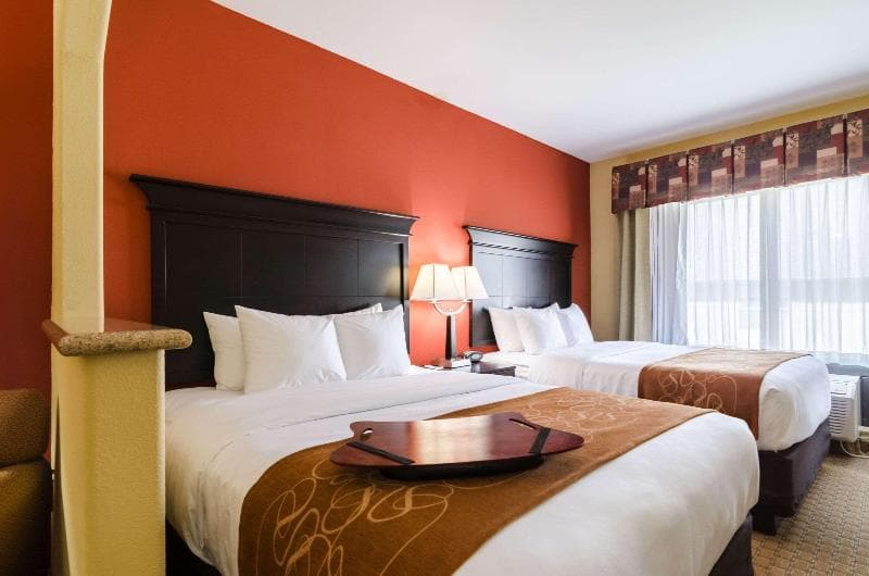 Comfort Suites 4