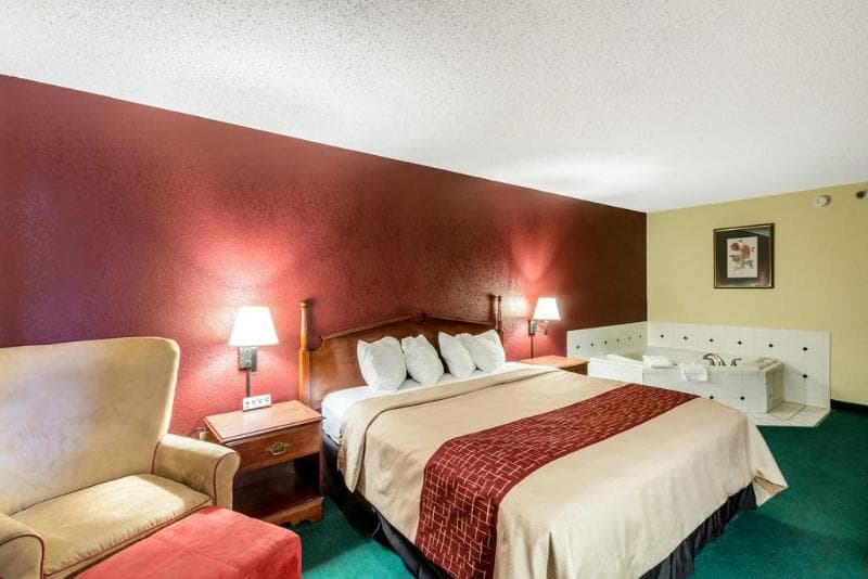 Quality Inn 5