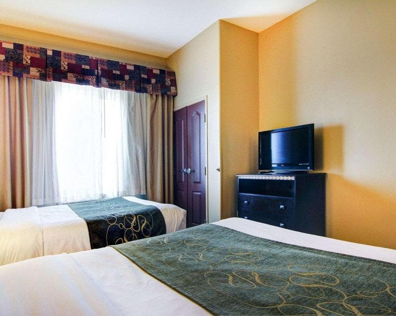 Comfort Suites 2