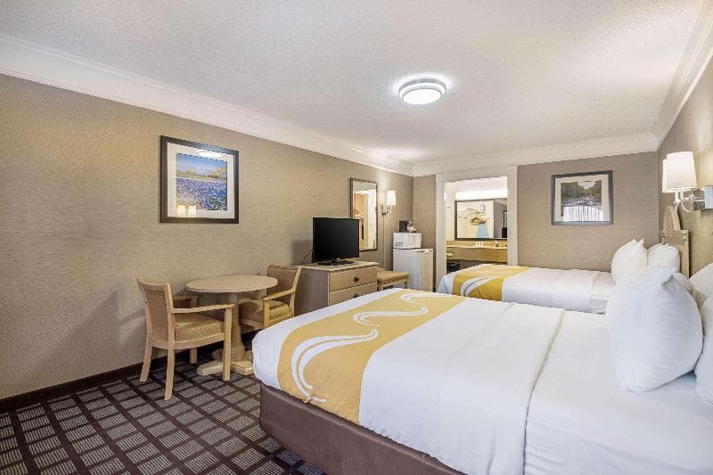 Quality Inn Marble Falls 4