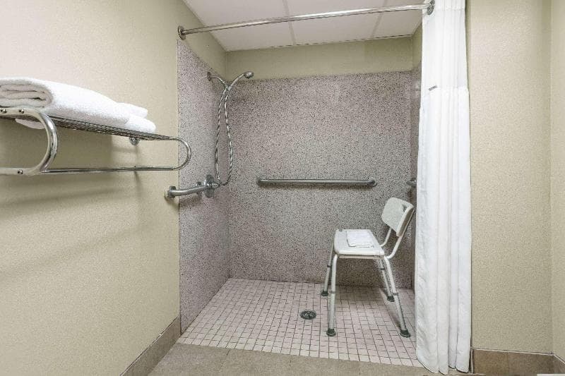 Ramada by Wyndham Odessa Near University of Texas Permian 3