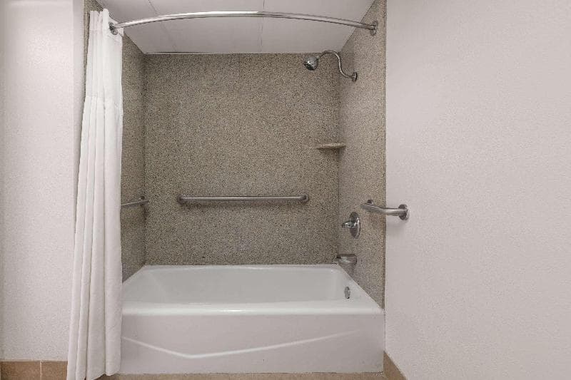 Ramada by Wyndham Odessa Near University of Texas Permian 4