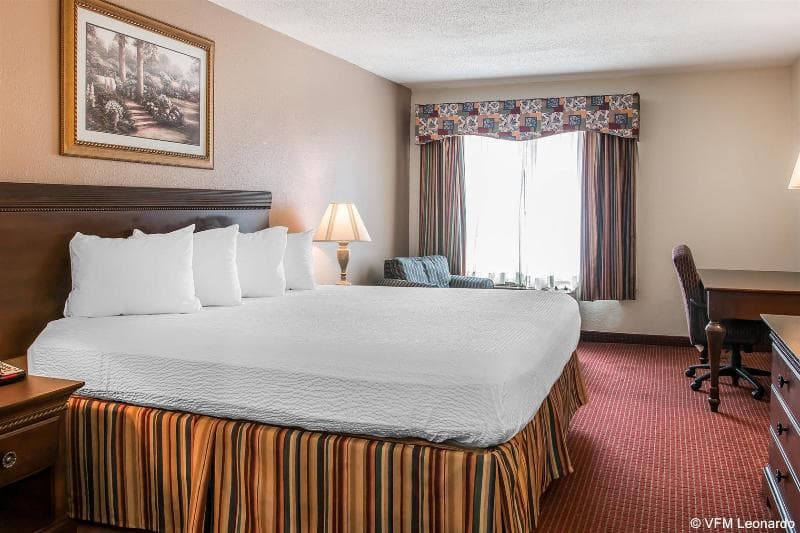 Motel 6 Elkhart 4