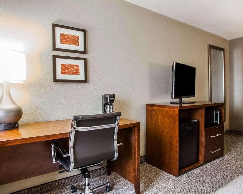 Comfort Inn 5