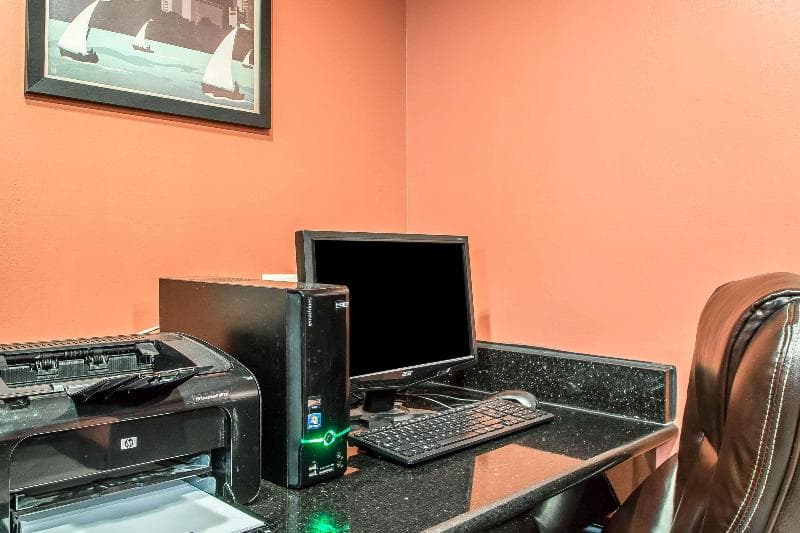 Quality Inn Hoffman Estates - Schaumburg 3