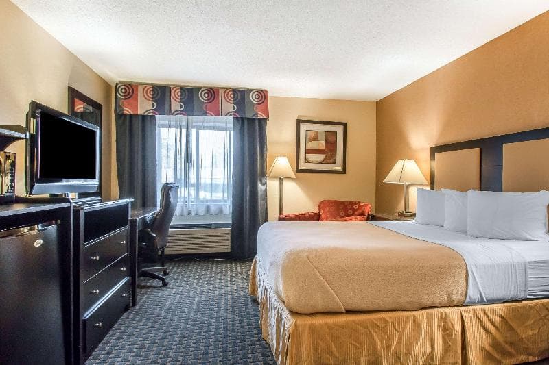 Quality Inn Hoffman Estates - Schaumburg 5