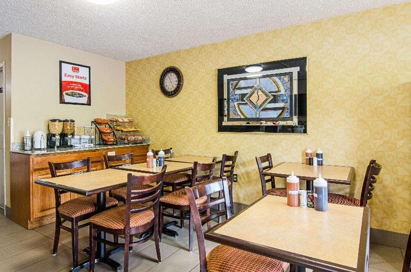 Econo Lodge Lynchburg 2