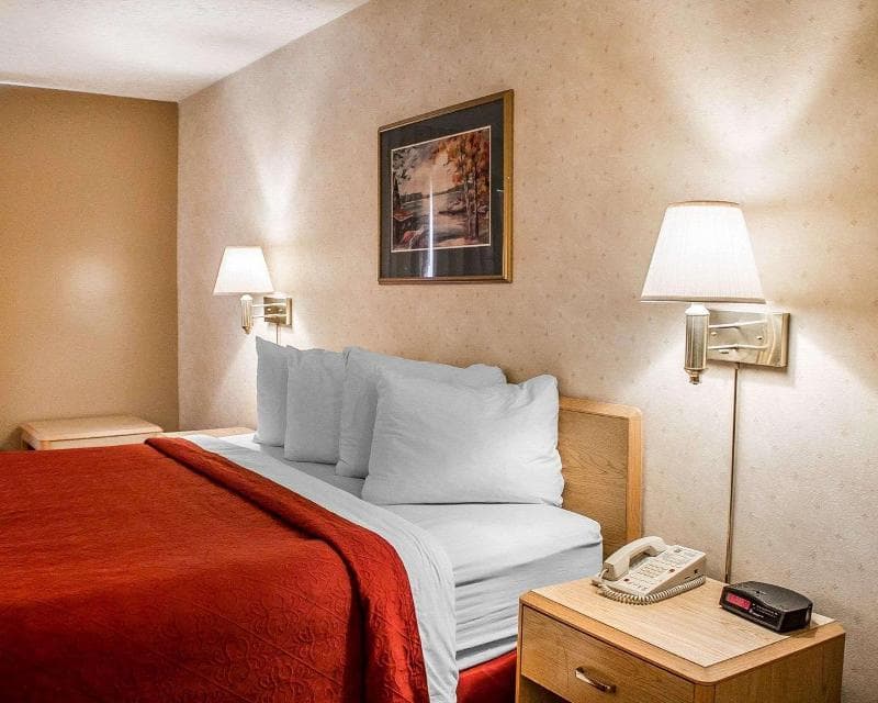 Quality Inn 4